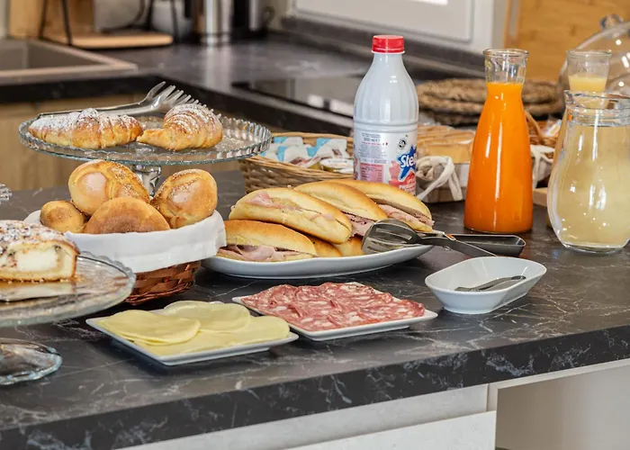 Oneira Bed & Breakfast