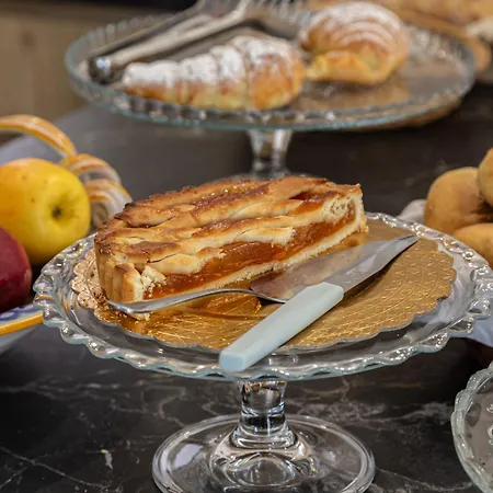 Oneira Bed & Breakfast