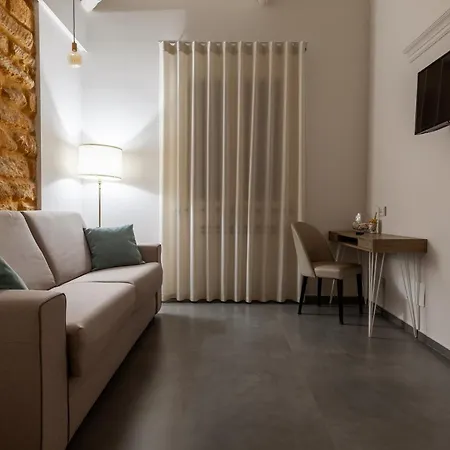 Oneira Bed & Breakfast