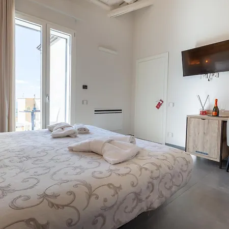 Oneira Bed & Breakfast 4*