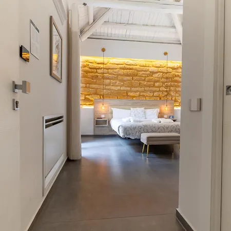 Bed & Breakfast Oneira