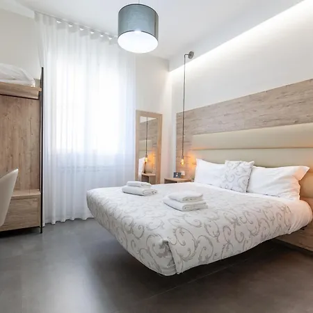 Oneira Bed & Breakfast 4*