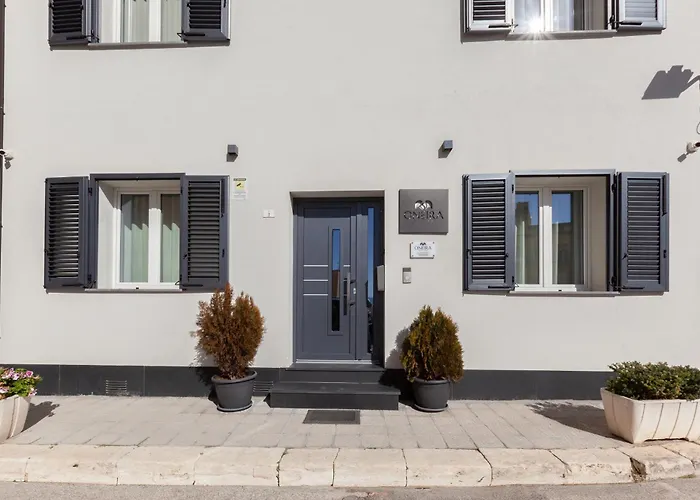 Oneira Bed & Breakfast